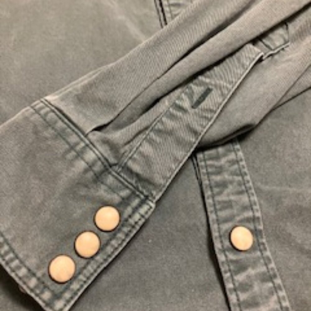 Lucky Brand Snap L/S Shirt  Size M  Classic Fit - Picture 2 of 8